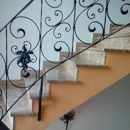 Zum Schleicher Kuckuck 호텔 셰레크