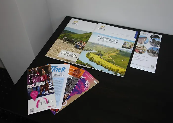 Zum Schleicher Kuckuck Hotell Schleich