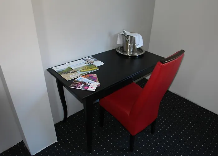 Zum Schleicher Kuckuck Schleich