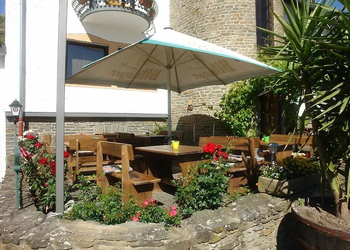 Zum Schleicher Kuckuck Hotell Schleich